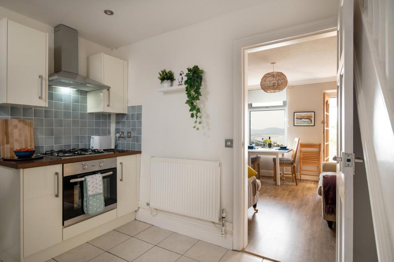 Windy Ridge Terrace With Beautiful Sea Views, North Wales Coast Βίλα Old Colwyn Εξωτερικό φωτογραφία